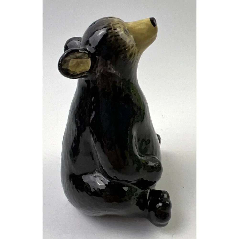 VTG Black Bear Ceramic/Porcelain Salt & Pepper Shakers